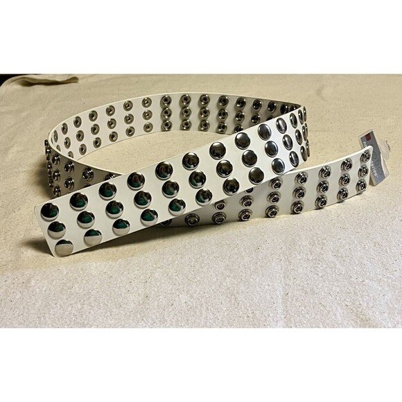 No Boundaries Women's BRILLIANT WHITE Leather Studded Waist Belt Adjustable L/XL - Picture 3 of 5